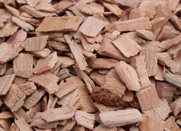 Oak wood chips