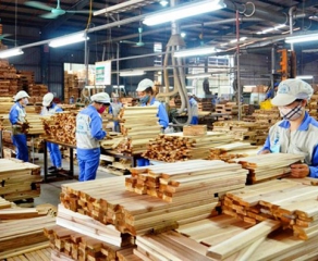 Wood product export shows signs of gradual recovery